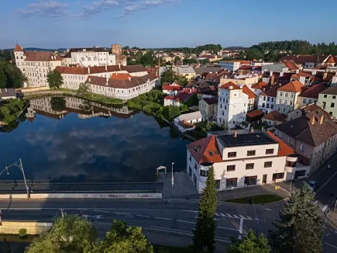 Pronájem obchodního prostoru, Jindřichův Hradec, Rybniční, 46 m2