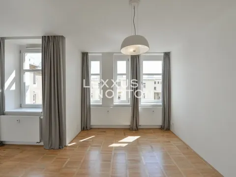 Pronájem bytu 1+kk, Praha - Vinohrady, Lucemburská, 30 m2