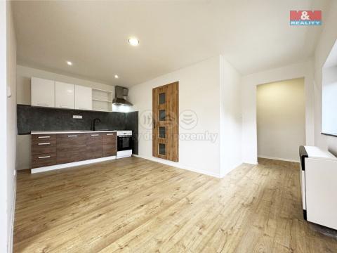 Pronájem bytu 2+kk, Kraslice, Čs. armády, 32 m2