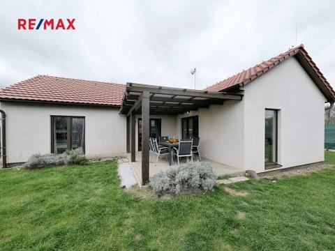 Prodej rodinného domu, Veltrusy, Kaštanová, 113 m2