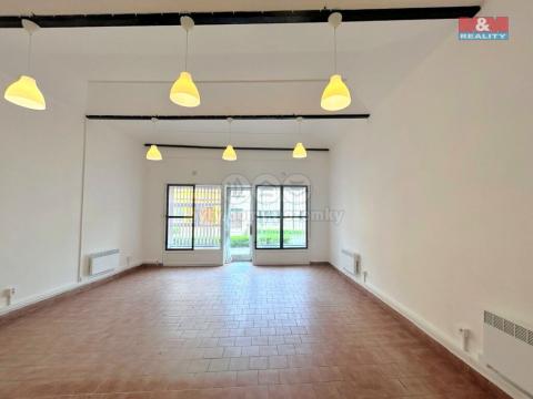 Pronájem obchodního prostoru, Libochovice, Purkyňova, 66 m2