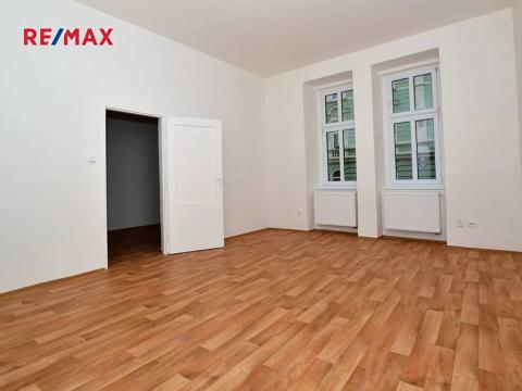 Pronájem bytu 2+1, Plzeň, Nerudova, 67 m2