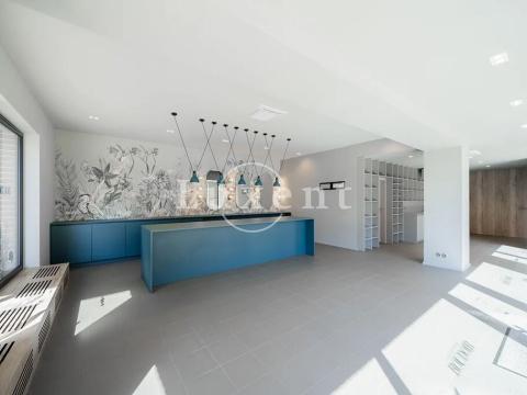 Pronájem obchodního prostoru, Praha - Dejvice, Lindleyova, 114 m2