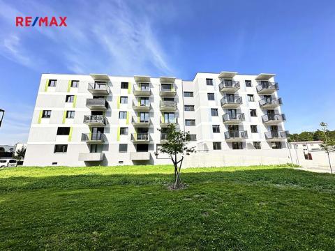 Pronájem bytu 1+kk, Kladno, Štěpána Rautenstraucha, 31 m2