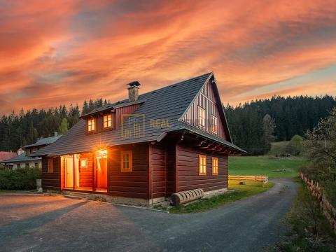 Prodej chalupy, Velké Karlovice, 180 m2