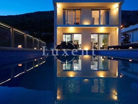 Prodej vily, Split, Chorvatsko, 360 m2