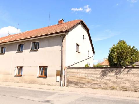 Prodej rodinného domu, Neratovice, Družstevní, 250 m2