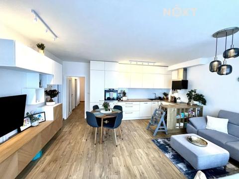 Pronájem bytu 3+kk, České Budějovice, Husova tř., 71 m2