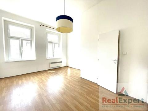 Pronájem bytu 1+kk, Praha - Nusle, Mečislavova, 26 m2