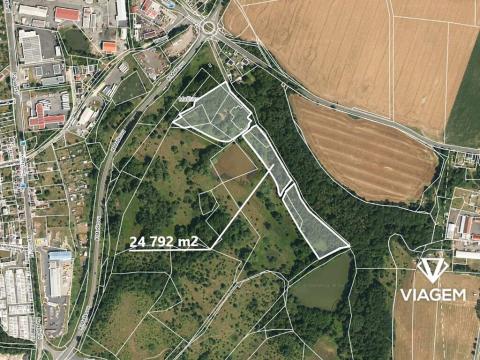 Prodej pole, Cheb, 24792 m2