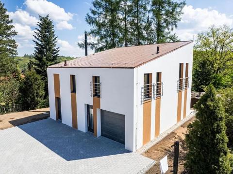 Pronájem domu na klíč, Kamenice, 183 m2