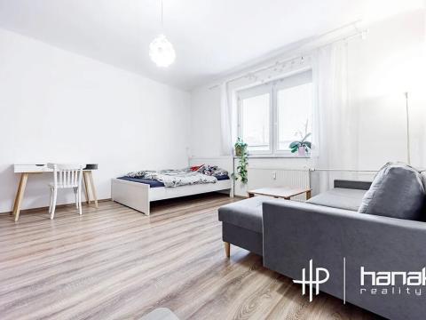Pronájem bytu 1+1, Olomouc, Jungmannova, 37 m2
