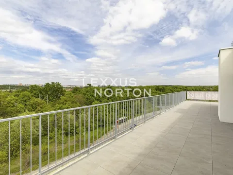 Prodej bytu 4+kk, Praha - Hostavice, Českobrodská, 109 m2