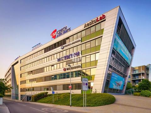 Pronájem kanceláře, Praha - Vokovice, Evropská, 900 m2