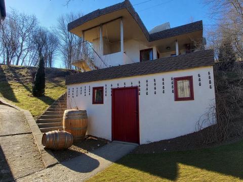 Prodej vinného sklepa, Skalka, 100 m2