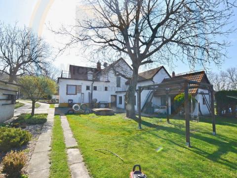 Prodej rodinného domu, Chržín, 220 m2