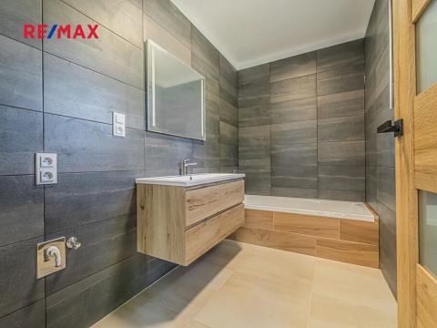 Pronájem rodinného domu, Stochov, Krátká, 88 m2