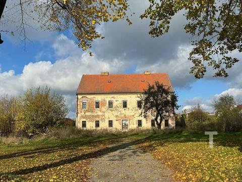 Prodej činžovního domu, Žďárná, 700 m2