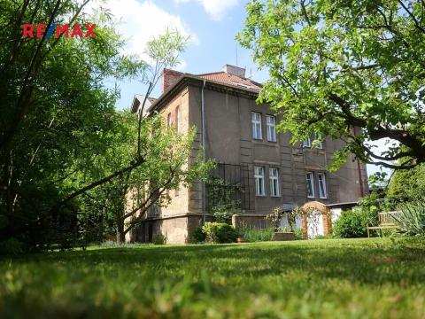 Prodej obchodního prostoru, Plzeň, Plzenecká, 120 m2