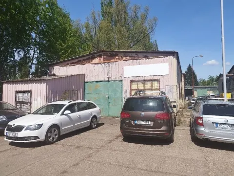 Pronájem výrobních prostor, Hradec Králové, Vážní, 300 m2