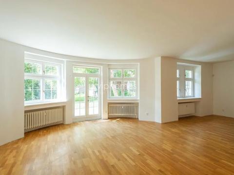 Pronájem bytu 4+1, Praha - Smíchov, 225 m2