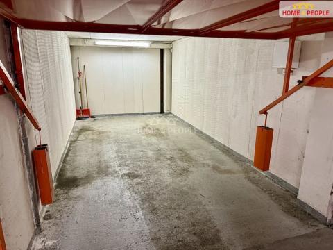 Pronájem garáže, Praha - Kamýk, Pšenčíkova, 19 m2