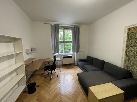 Pronájem bytu 2+1, Praha - Žižkov, Vinohradská, 35 m2