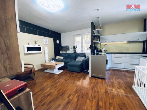Pronájem bytu 2+1, Český Těšín, Štefánikova, 55 m2