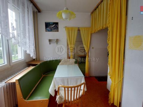 Pronájem bytu 2+1, Chomutov, Březenecká, 63 m2