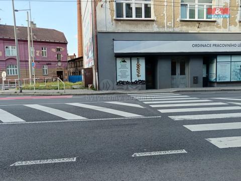 Pronájem obchodního prostoru, Opava, Krnovská, 50 m2