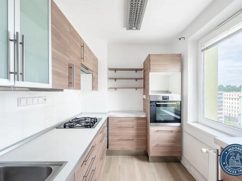 Pronájem bytu 3+kk, Praha - Žižkov, Jeseniova, 72 m2