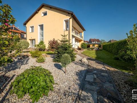 Prodej rodinného domu, České Budějovice, Třešňová, 255 m2