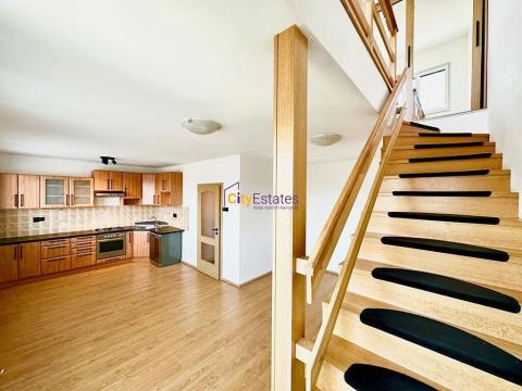 Prodej bytu 2+kk, Praha - Radlice, Na Farkáně III, 70 m2