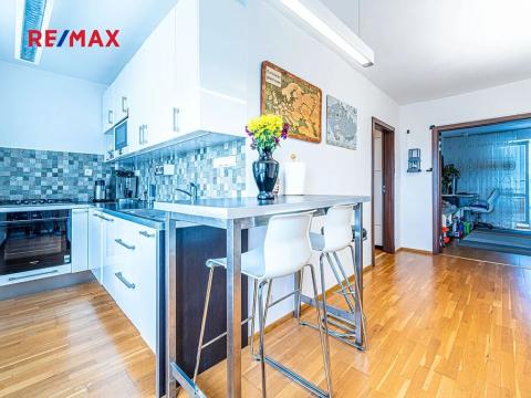 Pronájem bytu 3+1, Praha - Záběhlice, Hlavní, 73 m2