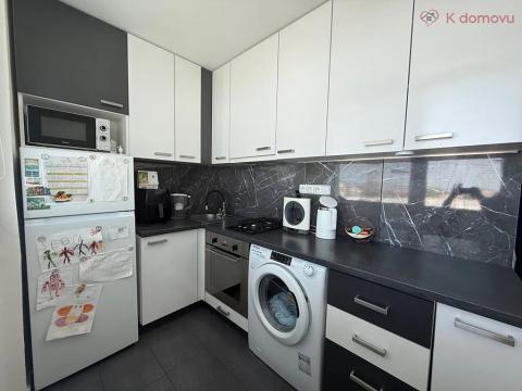 Pronájem bytu 1+1, Uherské Hradiště, Na Rybníku, 33 m2