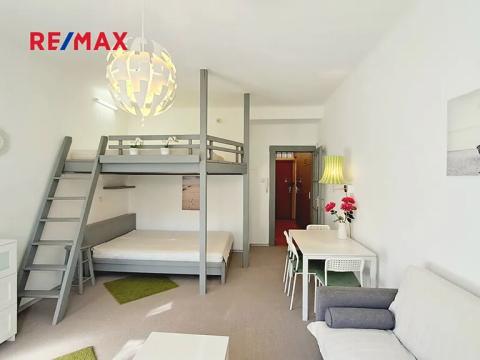 Pronájem bytu 1+kk, Praha - Vysočany, Prouzova, 36 m2