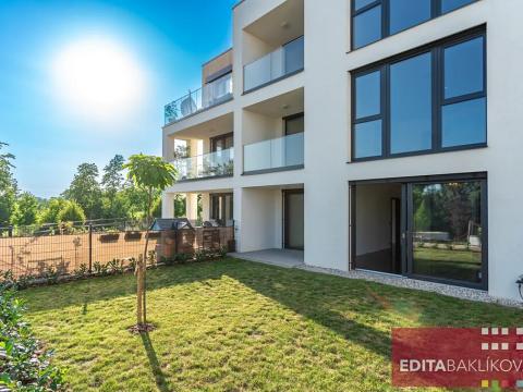 Pronájem bytu 2+kk, Olomouc, Milana Ticháka, 70 m2