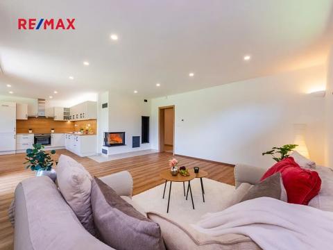 Pronájem rodinného domu, Praha - Klánovice, Smidarská, 118 m2