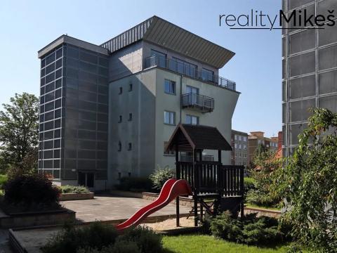 Prodej bytu 2+kk, Liberec, Tyršova, 65 m2
