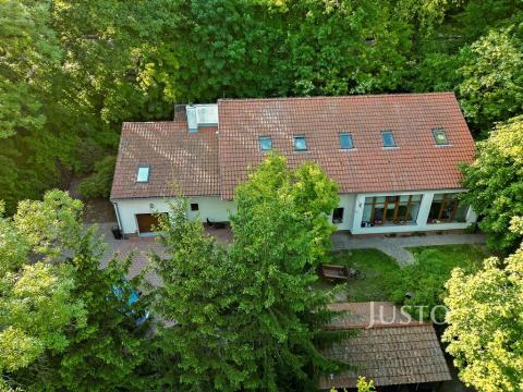 Prodej kanceláře, Praha - Hlubočepy, Nad konečnou, 250 m2