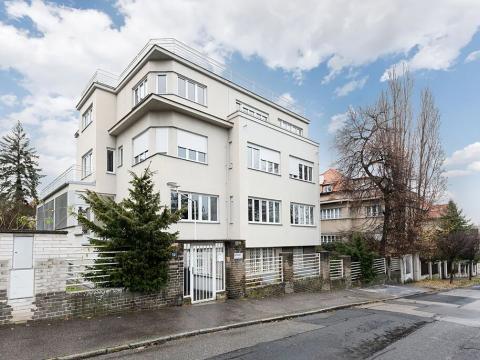 Pronájem vily, Praha - Smíchov, Xaveriova, 1127 m2