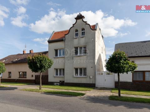 Prodej rodinného domu, Kravaře, Náměstí, 180 m2