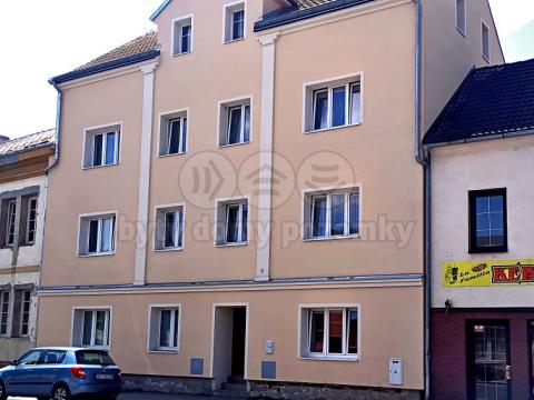 Pronájem bytu 1+kk, Chabařovice, Husovo náměstí, 25 m2