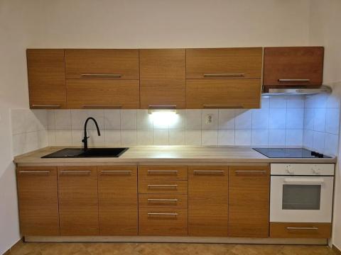 Pronájem bytu 2+1, Teplice, Štúrova, 52 m2