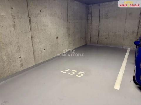 Pronájem garáže, Praha - Dolní Měcholupy, Kardausova, 14 m2