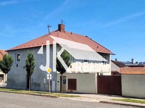 Prodej bytu 2+1, Vrbátky, 72 m2