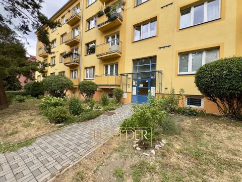 Prodej bytu 2+1, Teplice, Svojsíkova, 58 m2