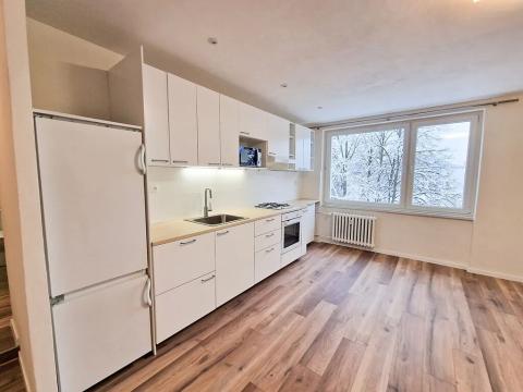 Pronájem bytu 2+kk, Praha - Čimice, Chvatěrubská, 38 m2