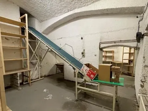Pronájem skladu, Praha - Nové Město, Klimentská, 61 m2