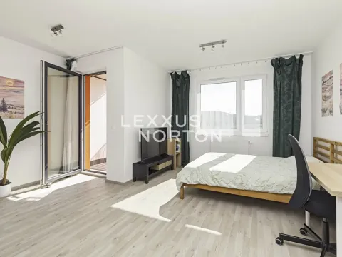 Prodej bytu 1+kk, Praha - Vysočany, Strnadových, 34 m2